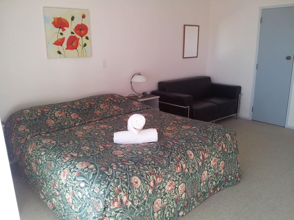 Norfolk Motel & Campervan Park Awanui Room photo